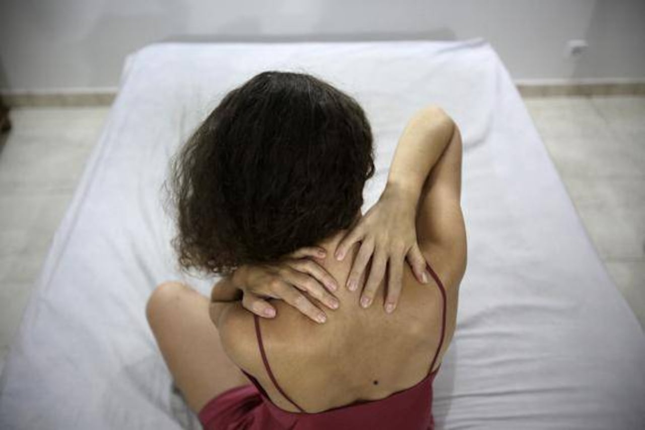 Las mujeres sufren dolor con más frecuencia que los hombres