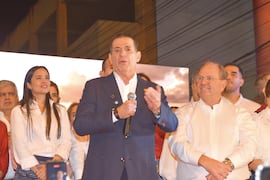 Éxito electoral de la ANR es por la sabiduría de Cartes, según Beto
