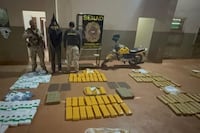 Senad destruye centros de acopio de marihuana en Capitán Bado