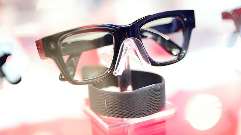 Gafas inteligentes de Ray-Ban y Meta en la exposición Fira Gran Via in Barcelona, España.