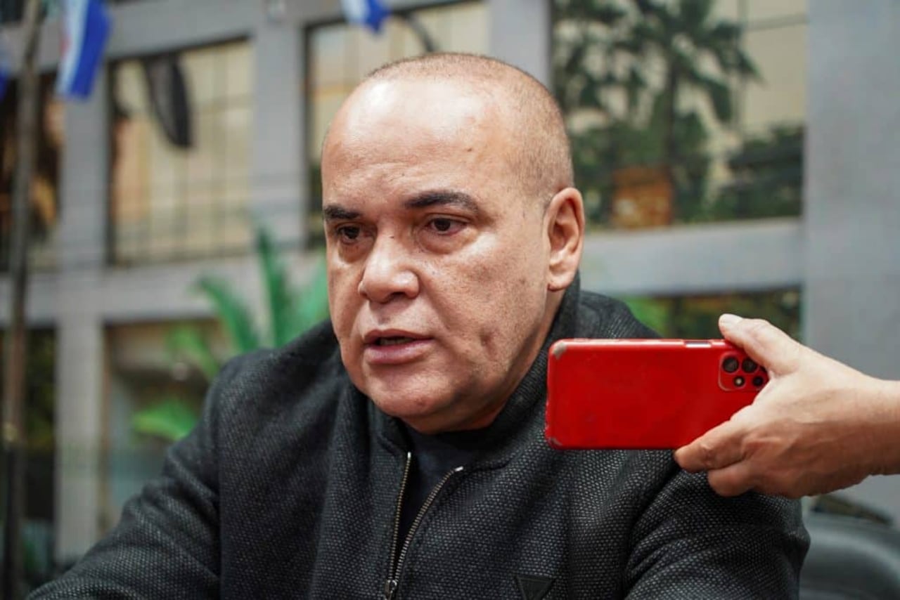 El presidente del Congreso Basilio Núñez informó en conferencia que esta práctica, no vulnera elmandato constitucional de informar al Congreso.