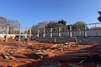 Una escuela histórica de Piribebuy se renueva sin perder su identidad