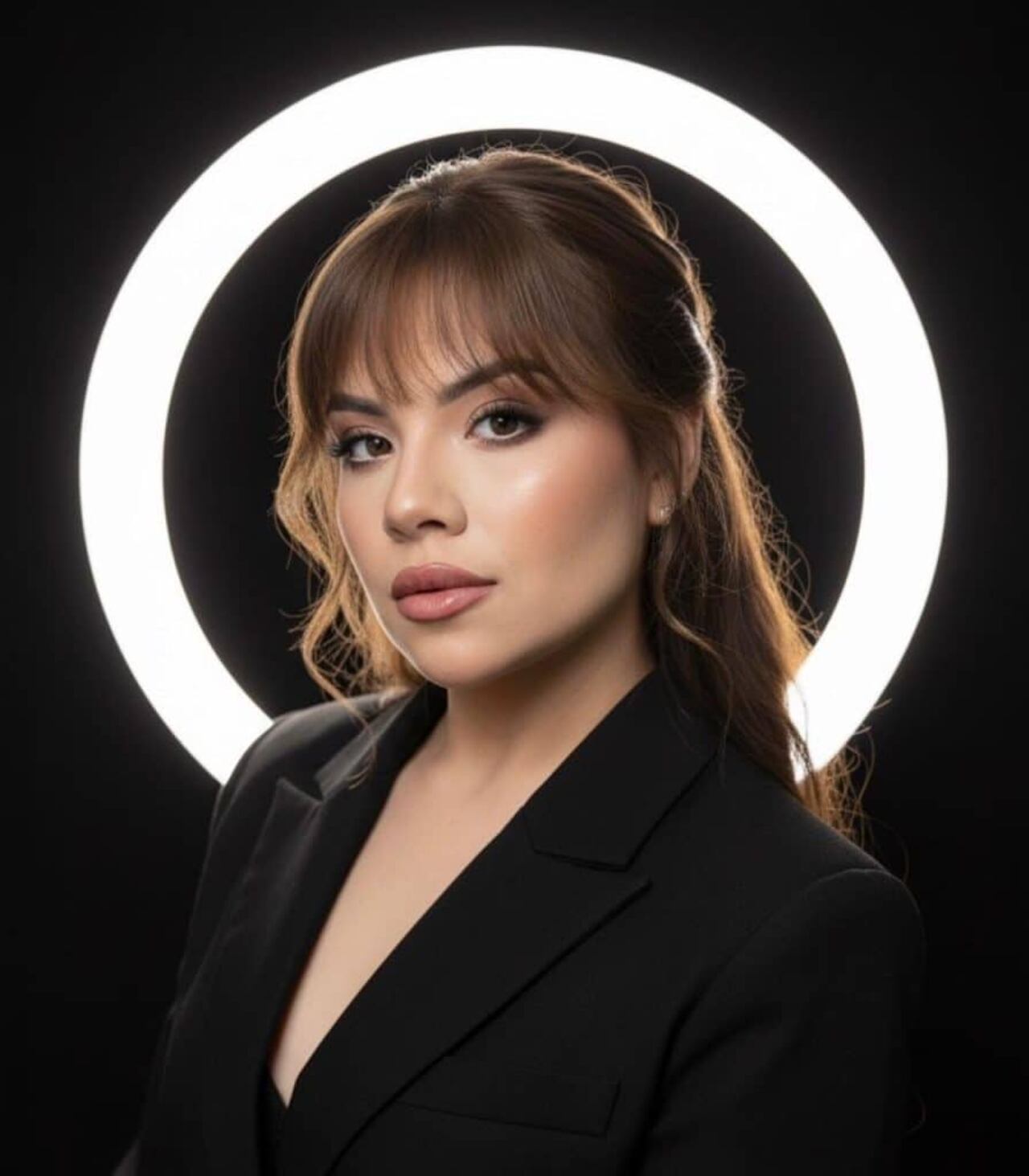 Yhealena Benítez, lashista profesional.