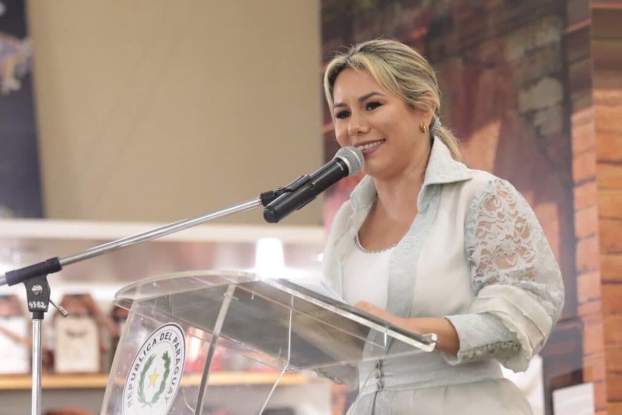 La ministra de Turismo,Angie Duarte, celebró la noticia y la calificó como resultado del esfuerzo conjunto por ofrecer seguridad y hospitalidad a los visitantes.