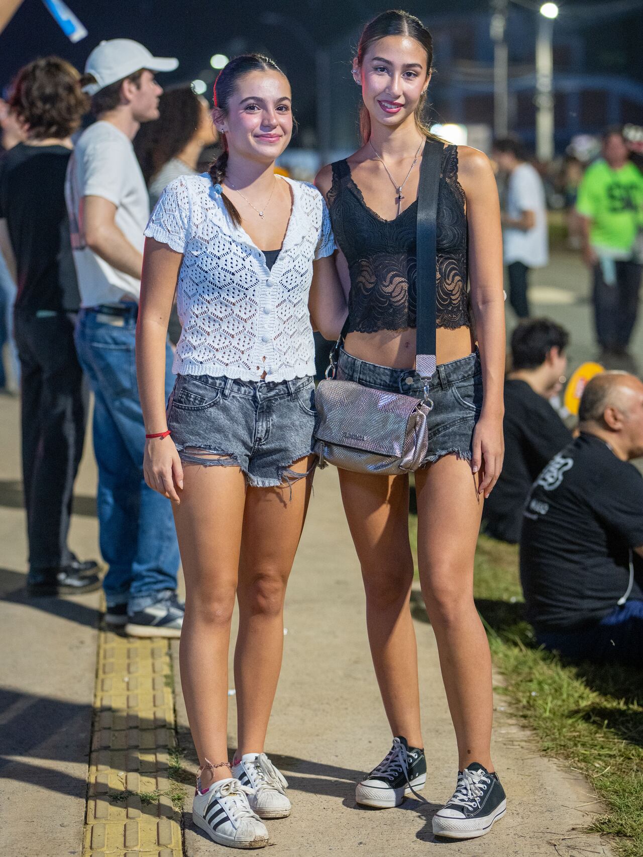 Mikaela Canova y Valentina Ibarrola.