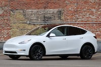 Estados Unidos investiga a taxis sin conductor de Tesla