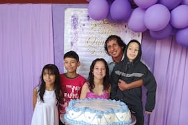 Félix celebra entre el trabajo y el compromiso con cuatro hijos