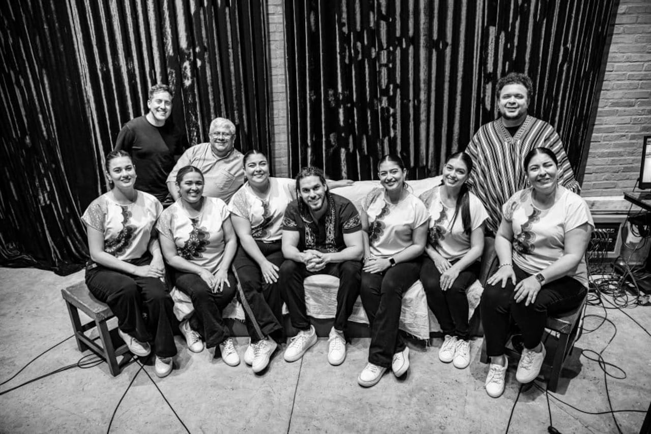 Artistas paraguayos colaboraron para el álbum.