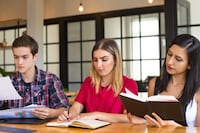 Impulsa reforma para ordenar la educación superior