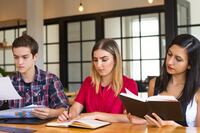 Impulsa reforma para ordenar la educación superior