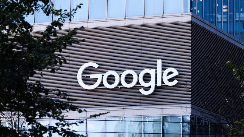 Logo de la tecnológica Google. La empresa publica su informe “Rastreador de Amenazas con Inteligencia Artificial” con una alerta para la comunidad internacional.