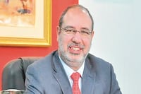 Desestiman causa sobre los pupitres chinos