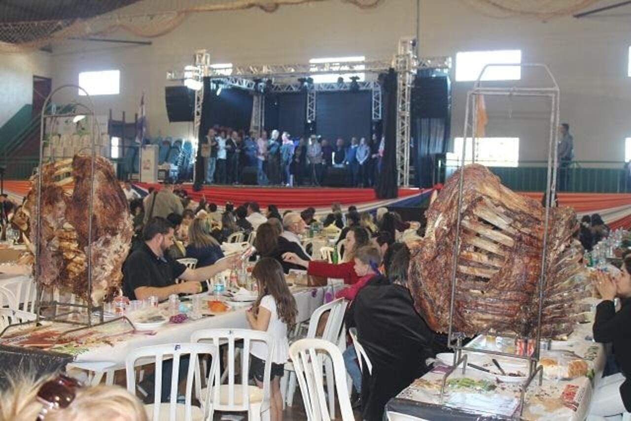 El evento todos los años atrae a miles de turistas al Sur del Alto Paraná.