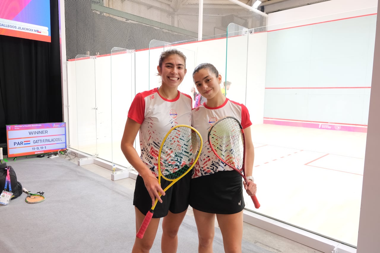 Luján Palacios y Fiorella Gatti sumaron ayer la séptima presea dorada para Paraguay, en dobles femenino de squash.