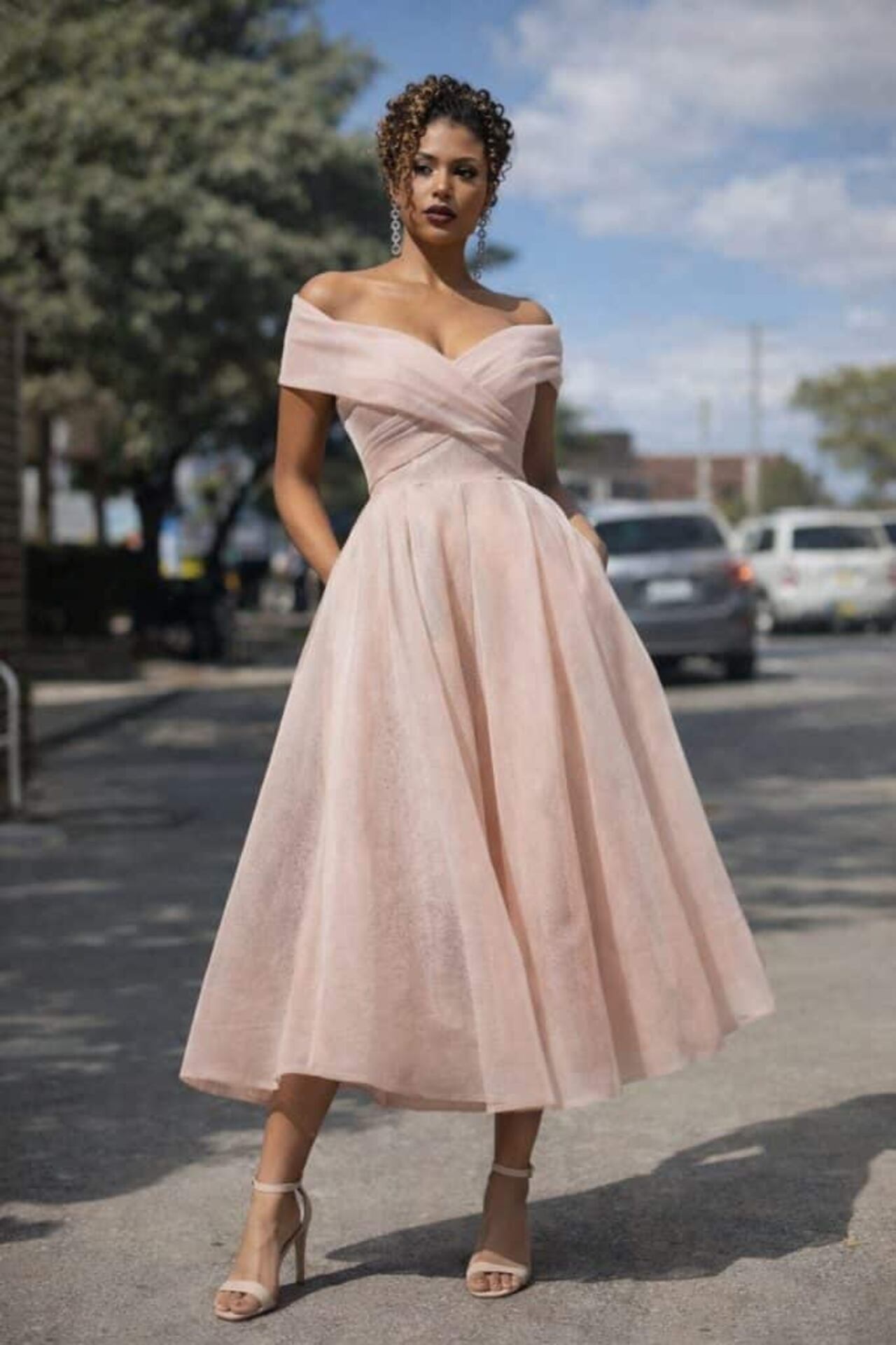 La sofisticación de los vestidos de este estilo radica en la discreción.