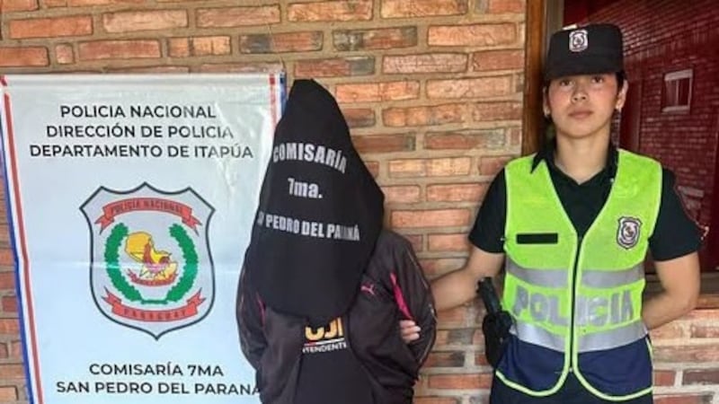 Pastora Zotelo Bustamante, de 46 años, fue detenida por disposición fiscal, en el marco de la investigación de un homicidio doloso del que fue víctima su padre, Marcial Zotelo (78).