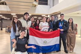 Estudiantes paraguayas compiten en mundial de robótica en Corea