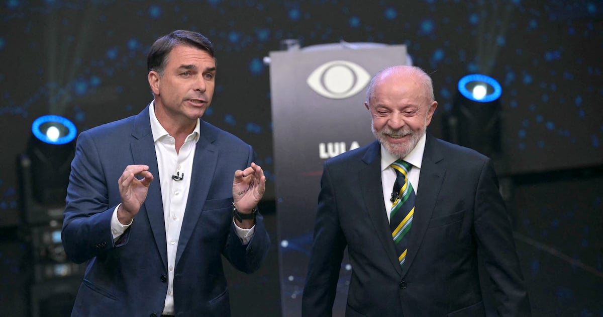Flávio y Lula se enfrentan en el primer debate presidencial en Brasil