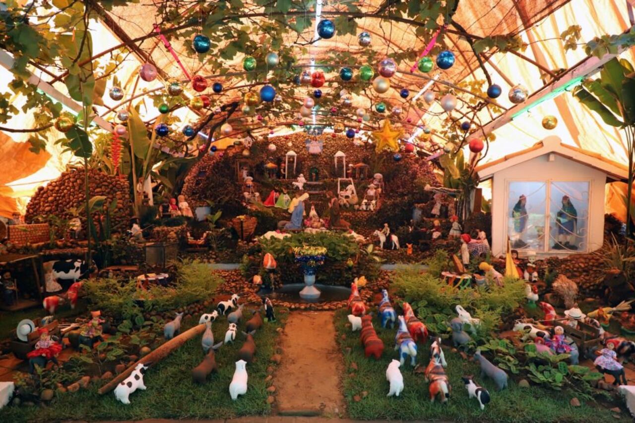 El pesebre de la familia Sabaté adquirió notoriedad internacional, y suele recibir visitantesdesde ciudades como Clorinda, Formosa y Foz de Iguazú.