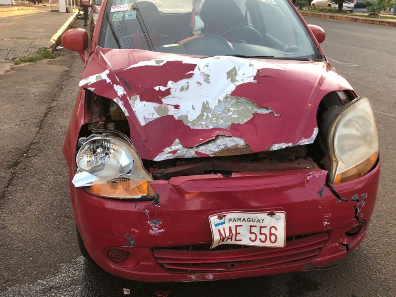 Vehículo que protagonizó un choque mortal sobre la avenida Bernardino Caballero y Mcal. Estigarribia.