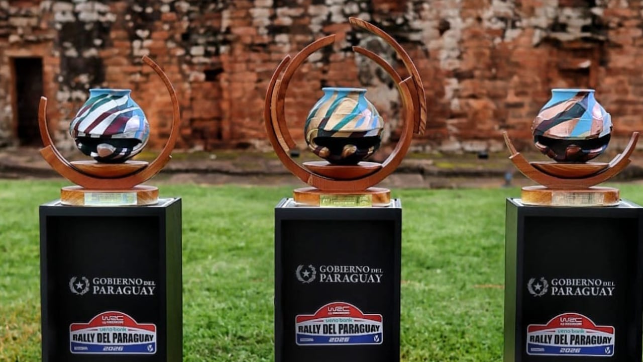 El trofeo que recibir{a los pilotos en el WRC Rally del Paraguay, con diseños de pura raza guaraní.