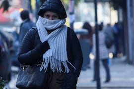 Masa de aire húmeda mantendrá ambiente otoñal fresco con lloviznas intermitentes