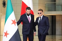 Macron insta a la estabilidad en Siria tras atentados durante visita