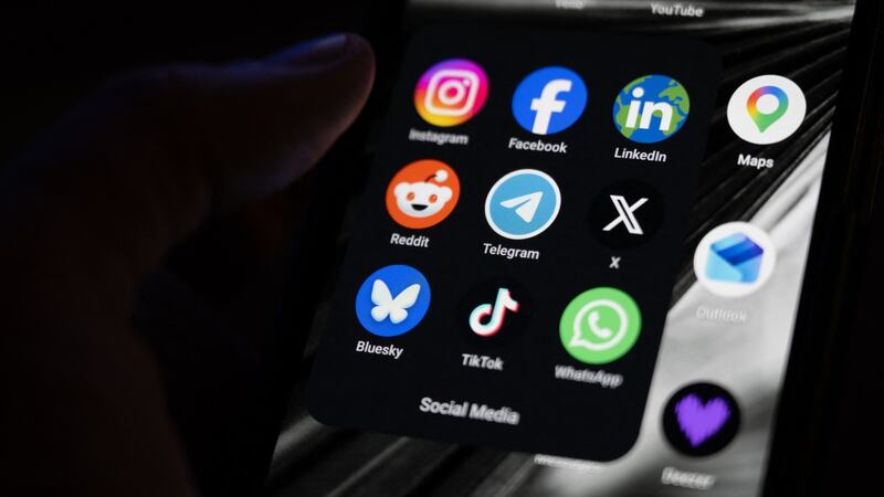 La Corte Suprema de Francia se expidió sobre la prohibición de las redes sociales a los menores de 15 años en el país.