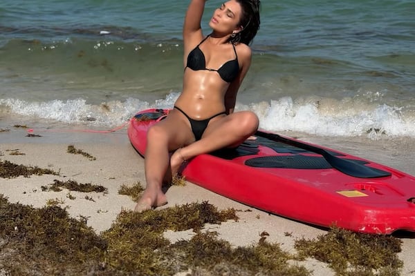 Jazmín en Miami ¿Con novio albañil?