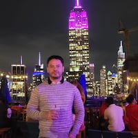 Paraguayo en New York he’i: “Farrear acá es muy caro”