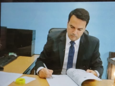 Procesan a padre de niña chilena y piden su detención con fines de extradición