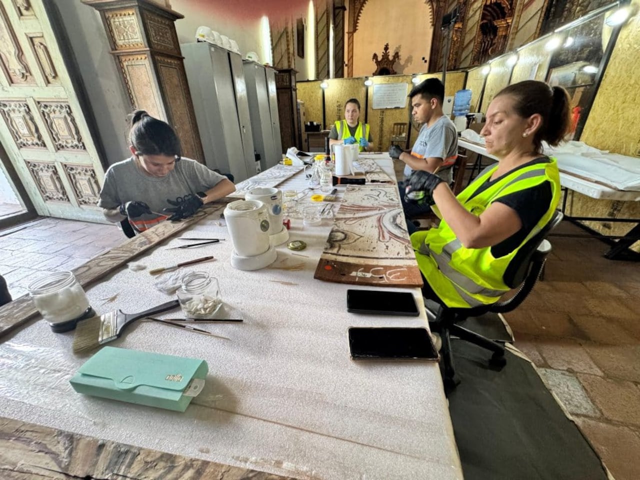 Vecinos yaguaroninos recibieron capacitación de especialistas internacionales a través de laCooperación Española, para integrarse activamente en la restauración.