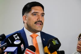 Jueza otorga medidas alternativas a la prisión a diputado Mauricio Espínola