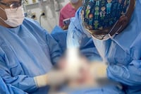 Extraen con éxito un mioma uterino de casi 4 kilos en el Hospital de Villa Elisa