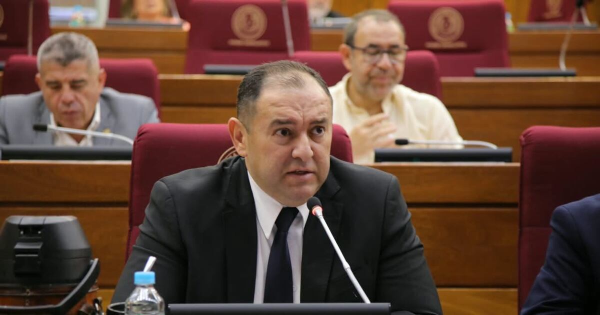 Propuesta de aumento del impuesto a bancos para financiar medicamentos