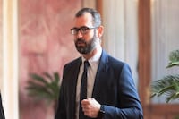 DNCP tiene que descoser maraña hecha por el IPS
