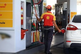 Emblemas privados igualan los precios de Petropar y aplican rebajas en el diésel