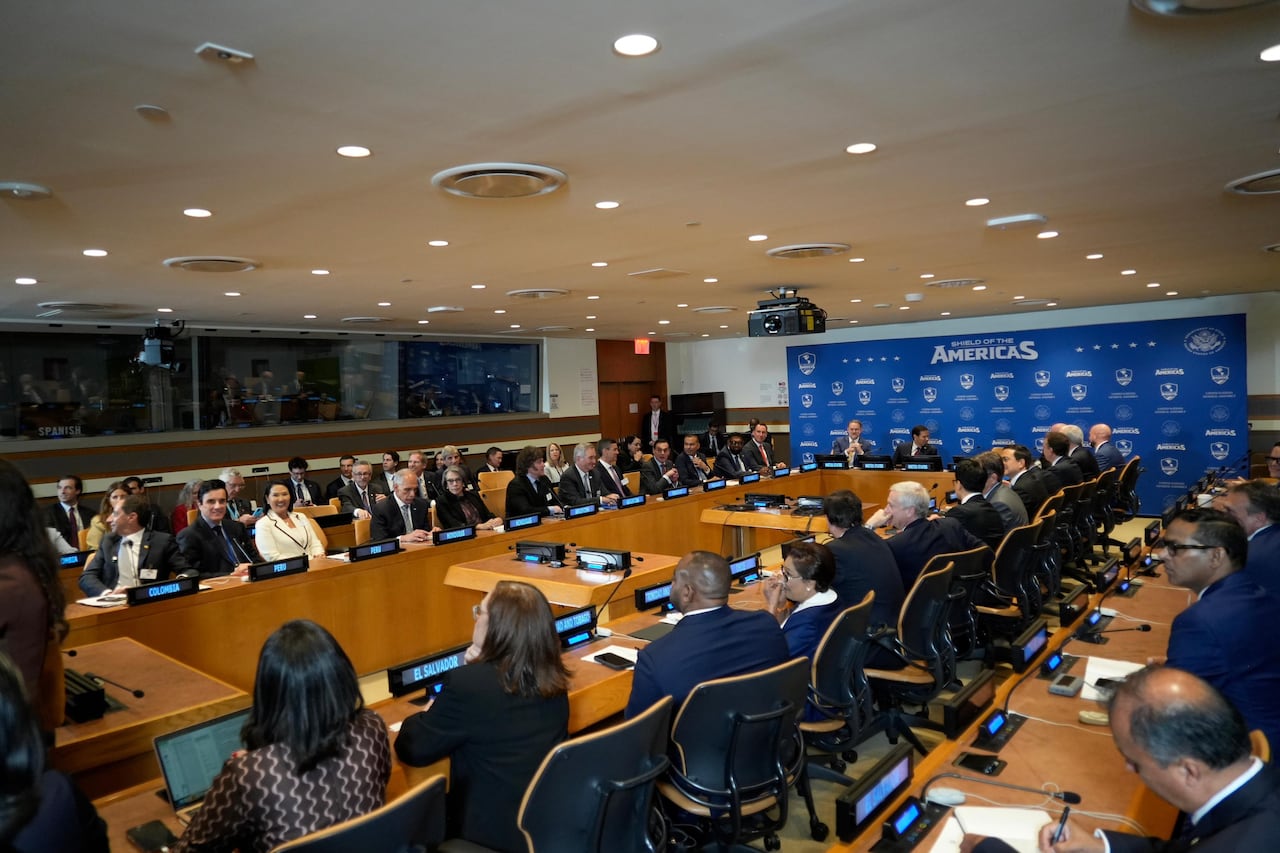 Mesa de trabajo del Escudo de las Américas, ayer, al margen de la asamblea general de la ONU, en Nueva York. (Red X de la presidencia argentina)