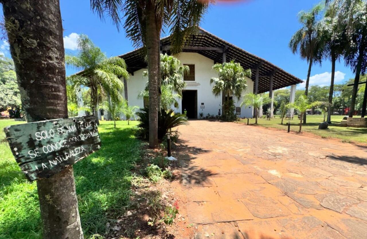 En Yaguarón puede disfrutarse de gastronomía local, peñas, camping, cabalgatas y actividades rurales.