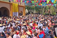 Guarambaré celebra su fiesta patronal con galopa y peculiar vito del dinero