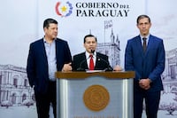 Ejecutivo deroga decretos y apuesta a la sostenibilidad eléctrica