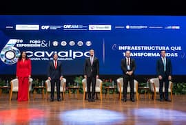 Santiago Peña y el expresidente Lacalle inauguran Foro Cavialpa