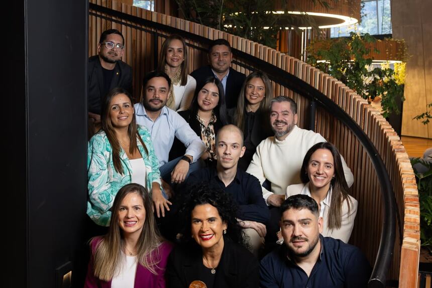 ueno bank gana Premio LATAM 2026 por su modelo humano de atención a adultos mayores