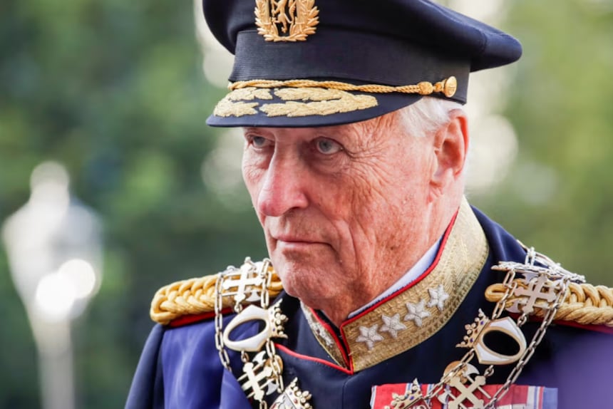 Rey Harald V de Noruega sigue en estado crítico