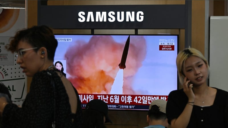 Corea del Norte lanzó un misil no identificado, según el Ejército de Corea del Sur.