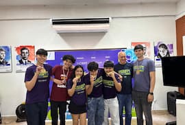 Jóvenes crean herramientas de IA para enseñar Física en guaraní
