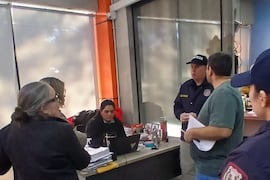 Imputan a representante de colegio por violación a los derechos de marcas