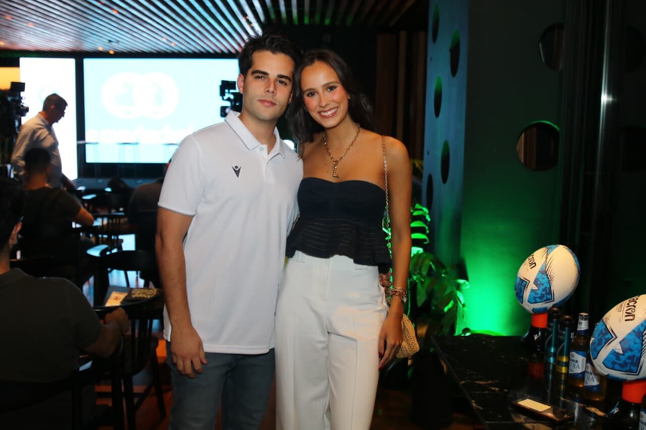 Alejandro Niella y Luciana Cálcena.