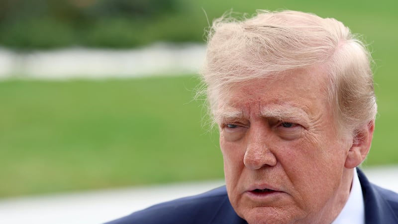 El presidente de Estados Unidos Donald Trump habla desde la Casa Blanca en Washington (EE.UU.).