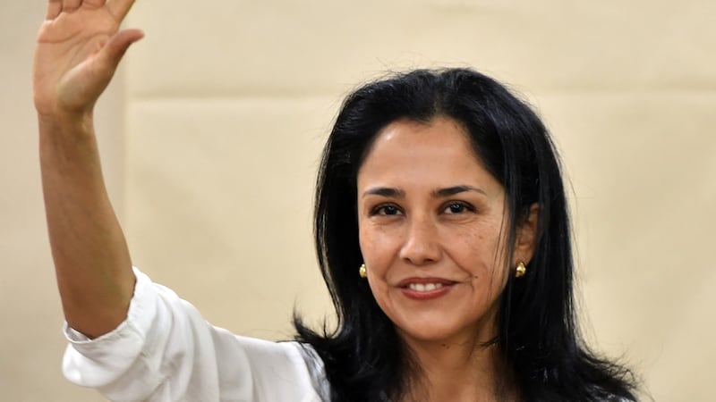 Nadine Heredia, exprimera dama de Perú, quedó en libertad. Una Corte de su país anuló la causa por presunto lavado de dinero.